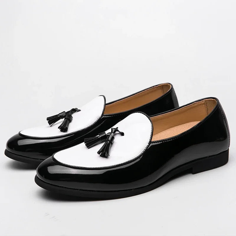 LUXURY ITALIAN LOAFERS MEN DRESS SHOES FASHION HAND-MADE SLIP ON TASSEL LOAFERS WEDDING OFFICE SHOES CASUAL MEN SHOES LEATHER