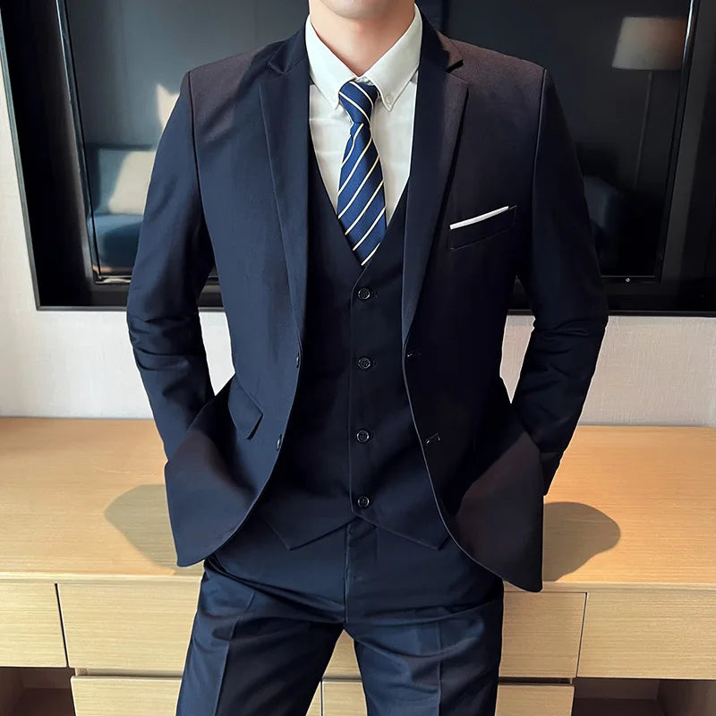 High quality fashion business casual (suit + vest + trousers) British style European and American wedding dress three-piece set