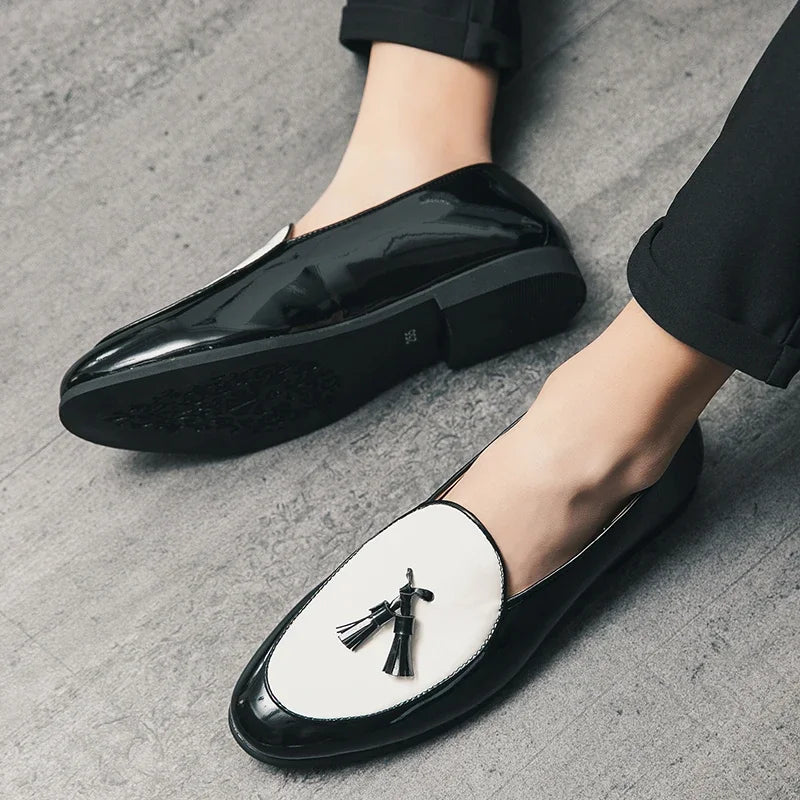 LUXURY ITALIAN LOAFERS MEN DRESS SHOES FASHION HAND-MADE SLIP ON TASSEL LOAFERS WEDDING OFFICE SHOES CASUAL MEN SHOES LEATHER