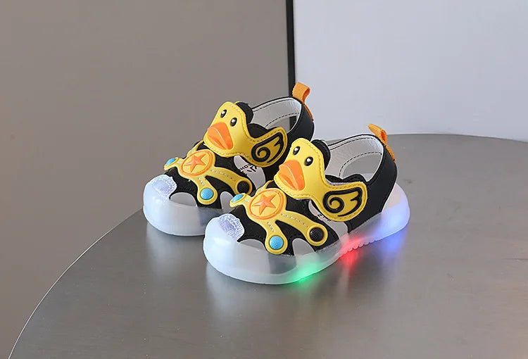 Sandals Kids Shoe Colorful Boys Girls with Light on Kids Sandals Soft Soled Casual Style Shoe Sneakers Kids сандалии для девочек