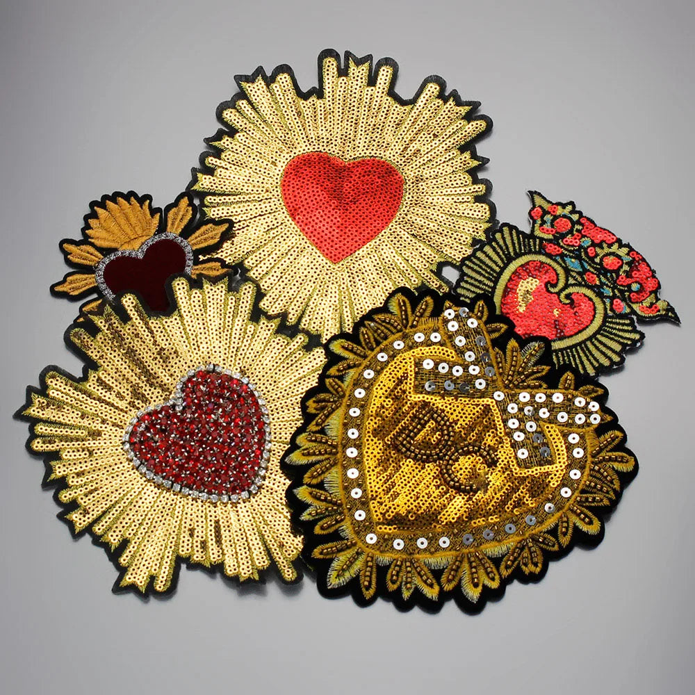 Beaded Crystal Red Diamond Heart Patches Embroidery Applique Sew on Gold Badge Clothes Craft Sewing A35