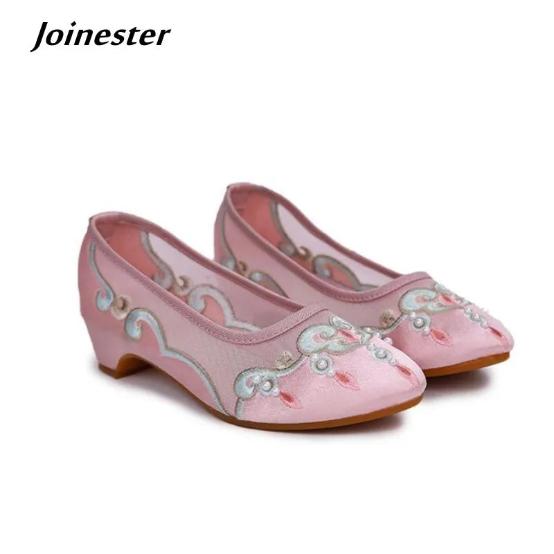 Ladies Pointed Toe Embroidered Slip On Pumps Chinese Style Breathable Retro Loafers Women Spring Summer Dress Shoe
