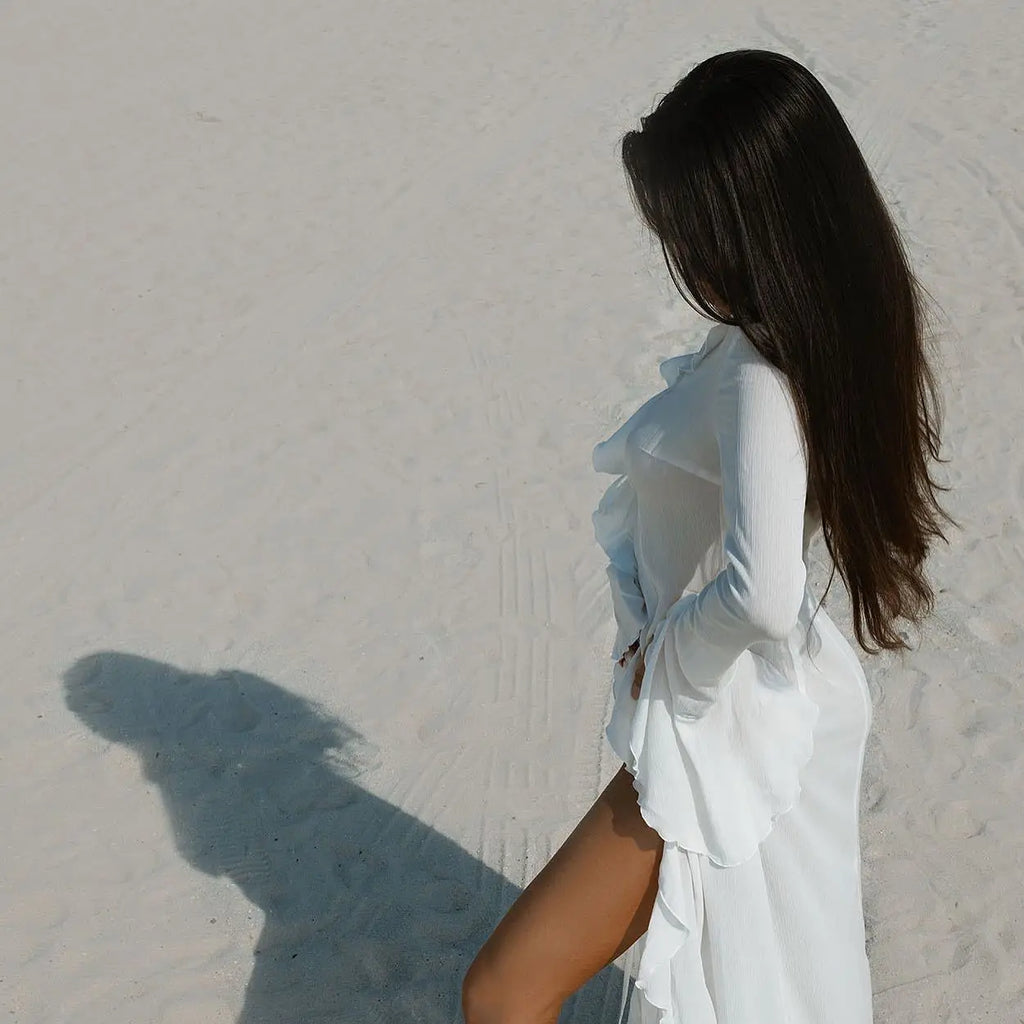 New Sexy V Neck Black White Ruffled Long Sleeve Chiffon Tunic Beach Cover Up Cover-ups Dress Sunscreen Beachwear Womens Clothing