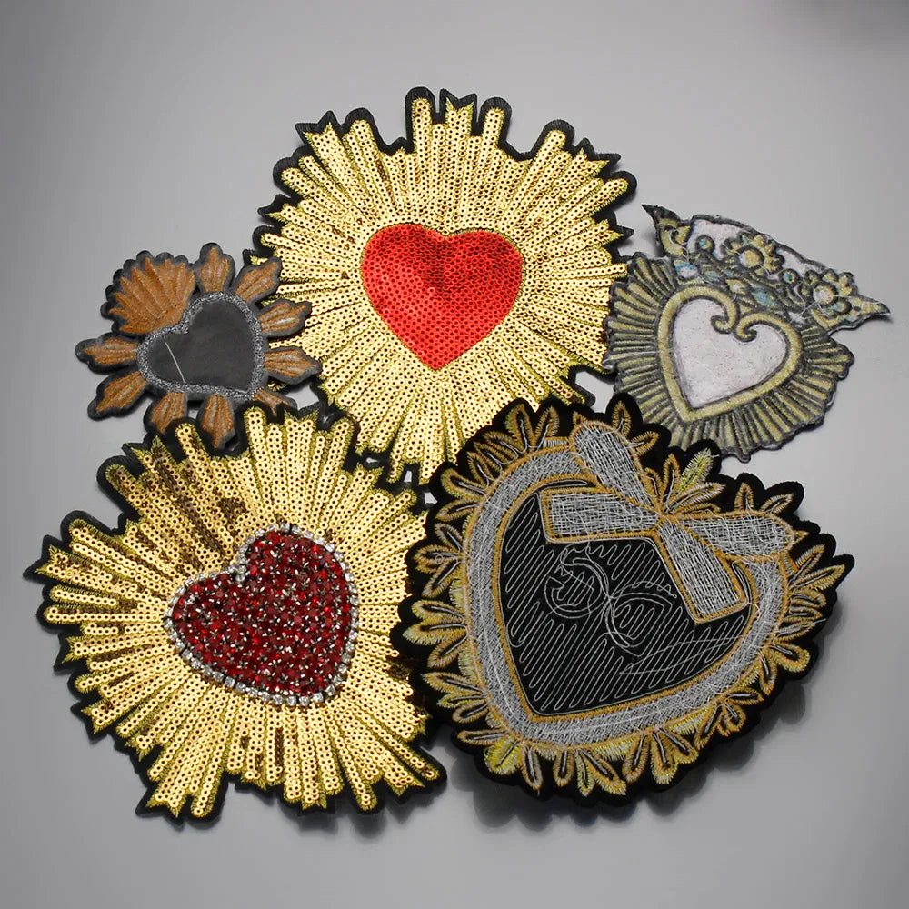 Beaded Crystal Red Diamond Heart Patches Embroidery Applique Sew on Gold Badge Clothes Craft Sewing A35