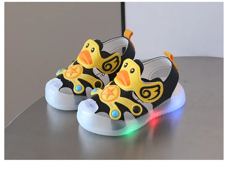 Sandals Kids Shoe Colorful Boys Girls with Light on Kids Sandals Soft Soled Casual Style Shoe Sneakers Kids сандалии для девочек