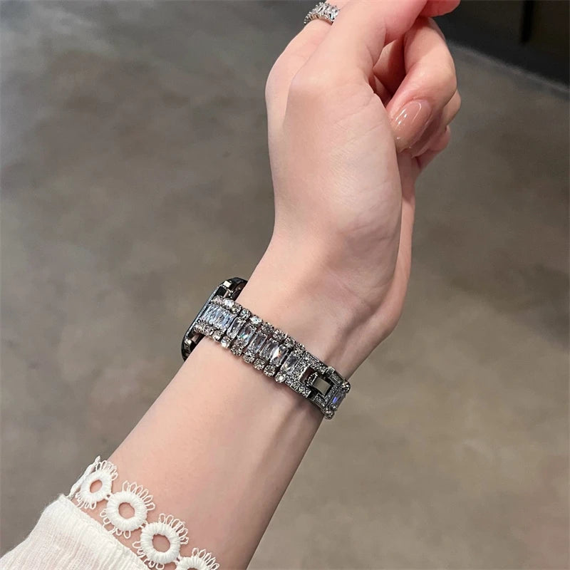 Glitter Diamant Metaalband Vir Apple Watch Reeks 9 8 7 6 SE 4 5 45/44/42mm Slank Vroue Armband IWatch Ultra 2 49mm 40mm 38mm