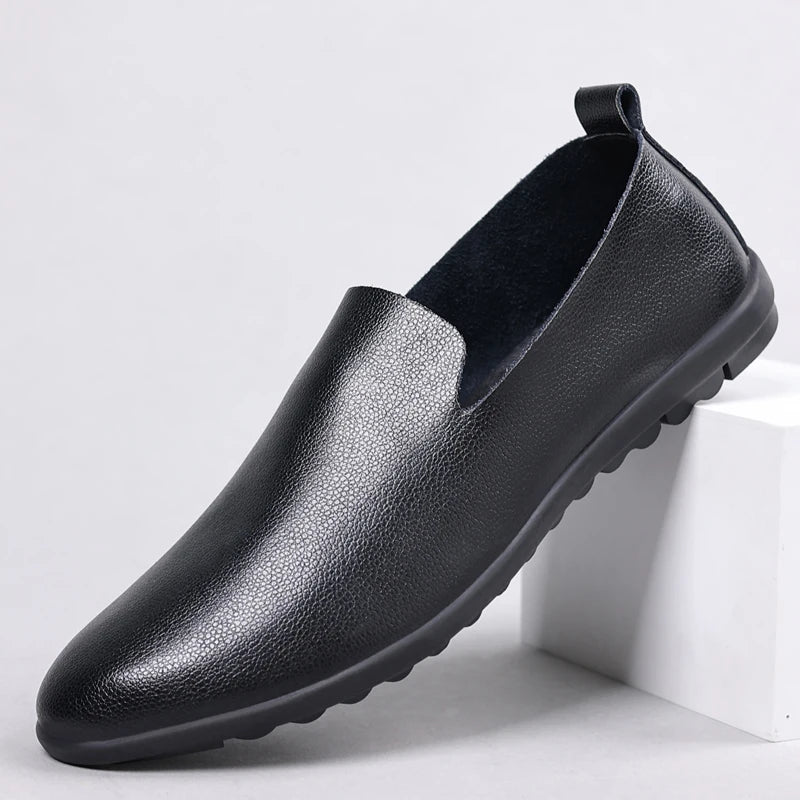 MAEDEF 2024 Summer Classic Fashion Mens Outdoor Leather High Quality Casual Shoes Slip on Soft Comfortable Lightweight Footwear