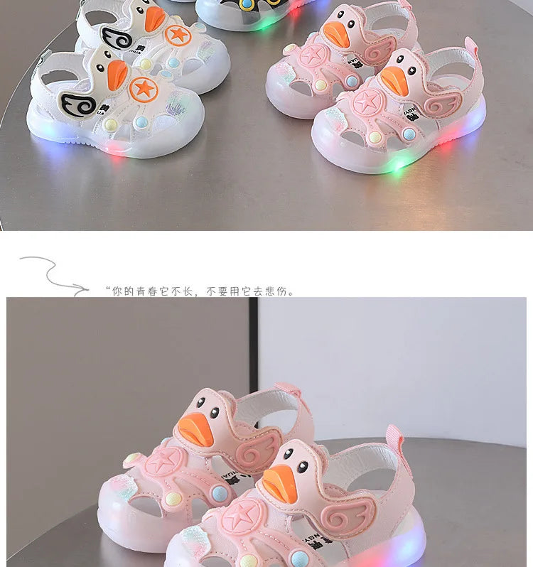 Sandals Kids Shoe Colorful Boys Girls with Light on Kids Sandals Soft Soled Casual Style Shoe Sneakers Kids сандалии для девочек