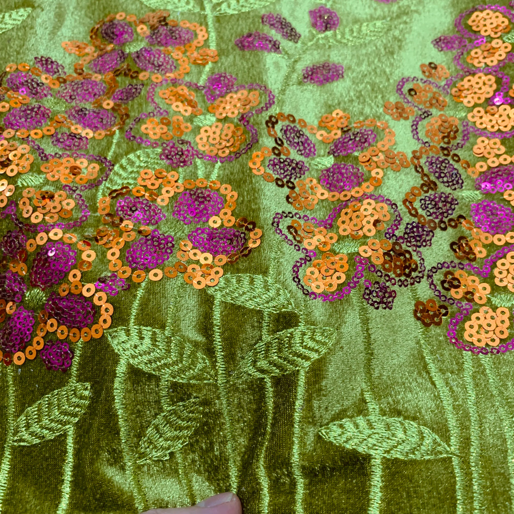 2023 New African Velvet Lace Fabric 5 Yards High Quality Wedding Dress Luxury Sequins Embroidery Nigerian Lace Fabric