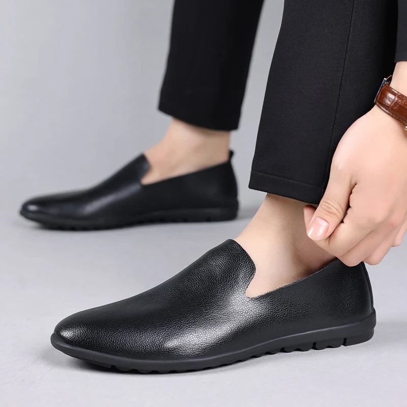 MAEDEF 2024 Summer Classic Fashion Mens Outdoor Leather High Quality Casual Shoes Slip on Soft Comfortable Lightweight Footwear