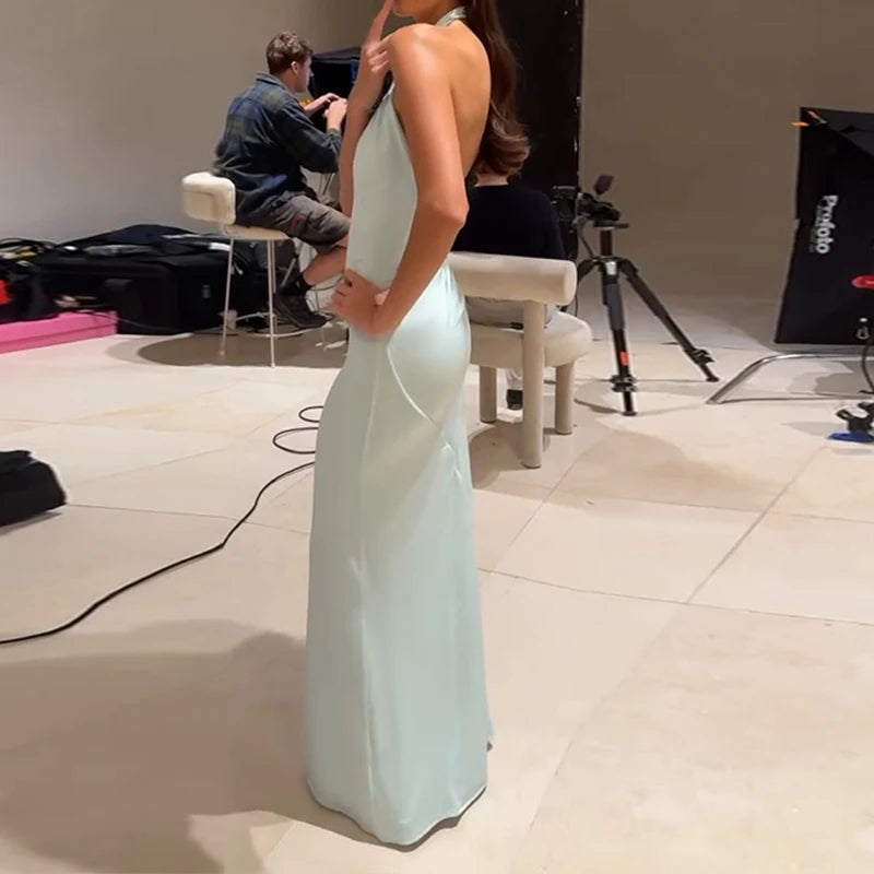 Sexy Sleeveless Slim One-piece Robes Elegant Lady Solid Pleated Evening Dresses Temperament Off Shoulder Back Twist Halter Dress