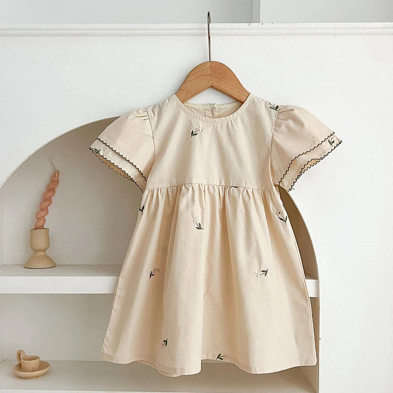 1-6Yrs Summer Girls Dress Baby Clothes Fashion Smocking Stitch Girls Dress Puff Sleeve Floral Cotton Baby Girls Princess Dresses