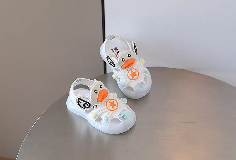 Sandals Kids Shoe Colorful Boys Girls with Light on Kids Sandals Soft Soled Casual Style Shoe Sneakers Kids сандалии для девочек