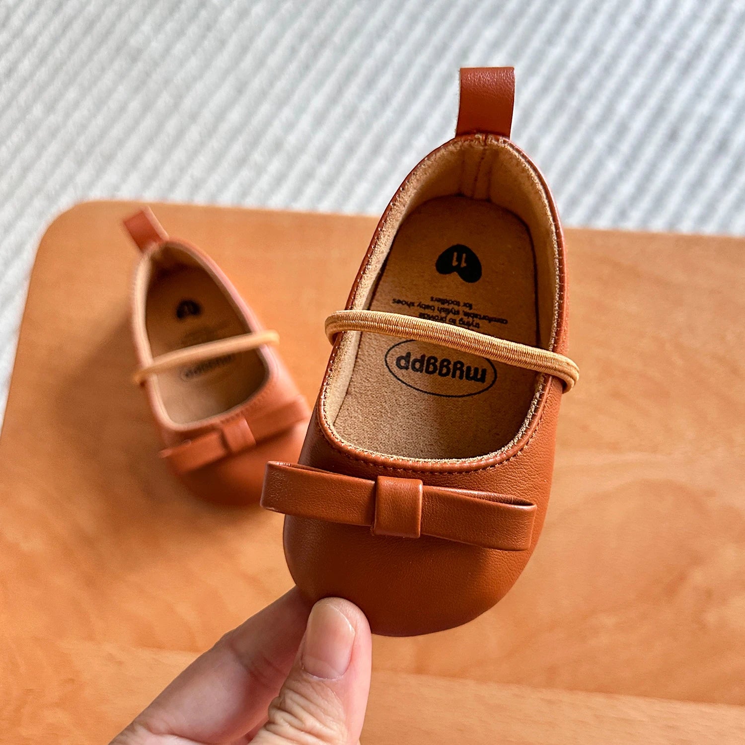 Infant Baby Girls Mary Jane Shoes Non-Slip Rubber Sole Ballet Slippers Princess Dress Wedding Shoes Newborn Crib Shoes First Wal