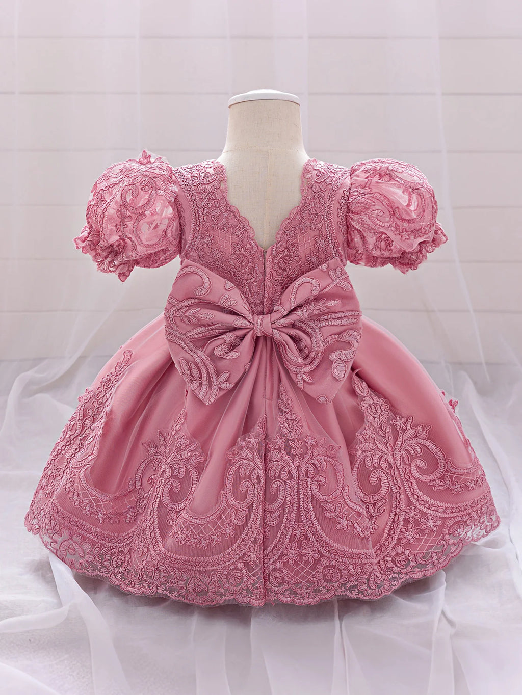 Vintage Baby Girl 1st Birthday Princess Dress Baby Embroidery Floral Bow Gown Flower Kids Wedding Dress Formal Baptism Gala Gown