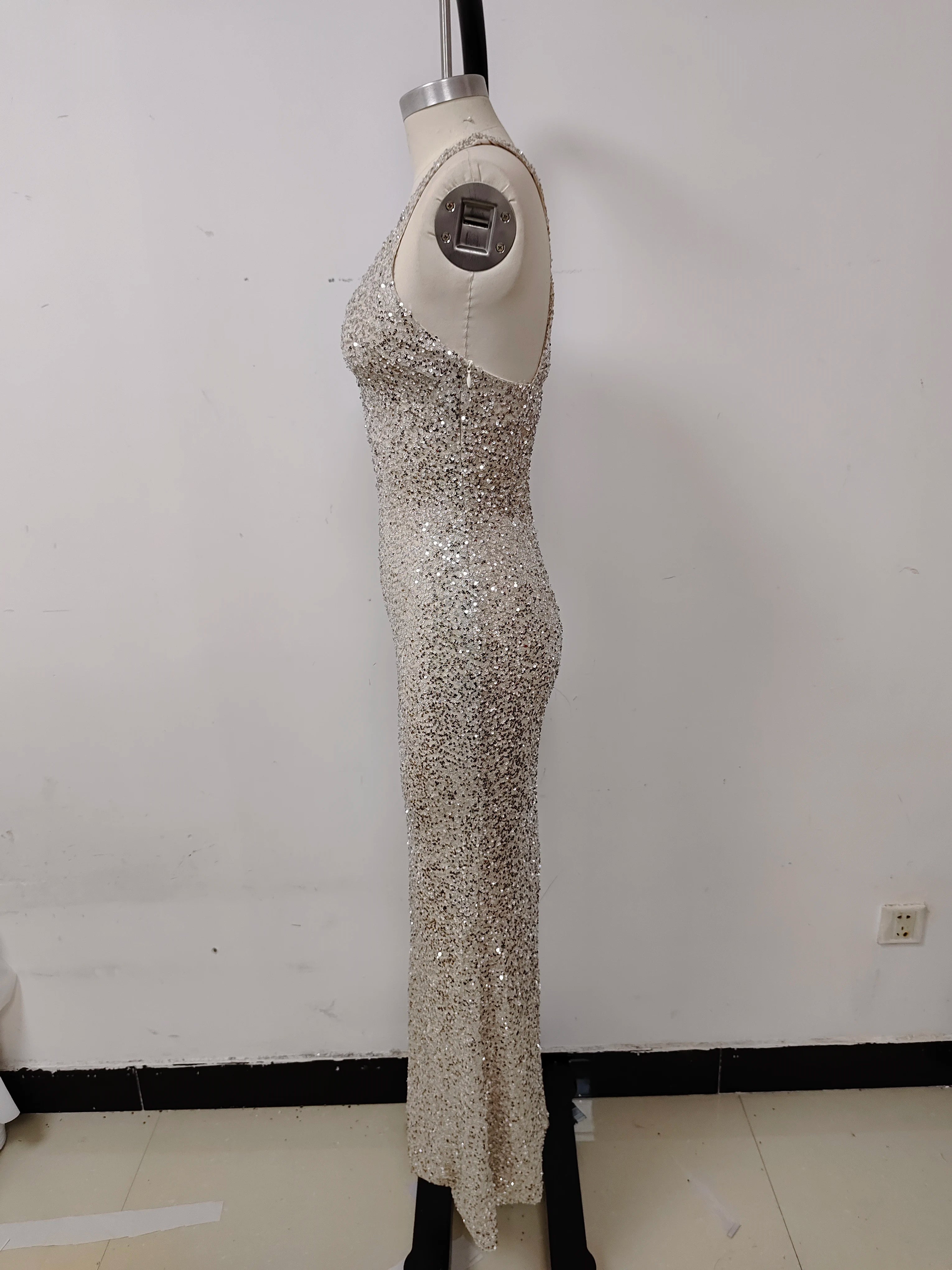 Long Dresses Women Elegant Shinny Sequins Midi Dress Female Sleeveless Backless Long Vestidos Lady Party Club Evening Robes